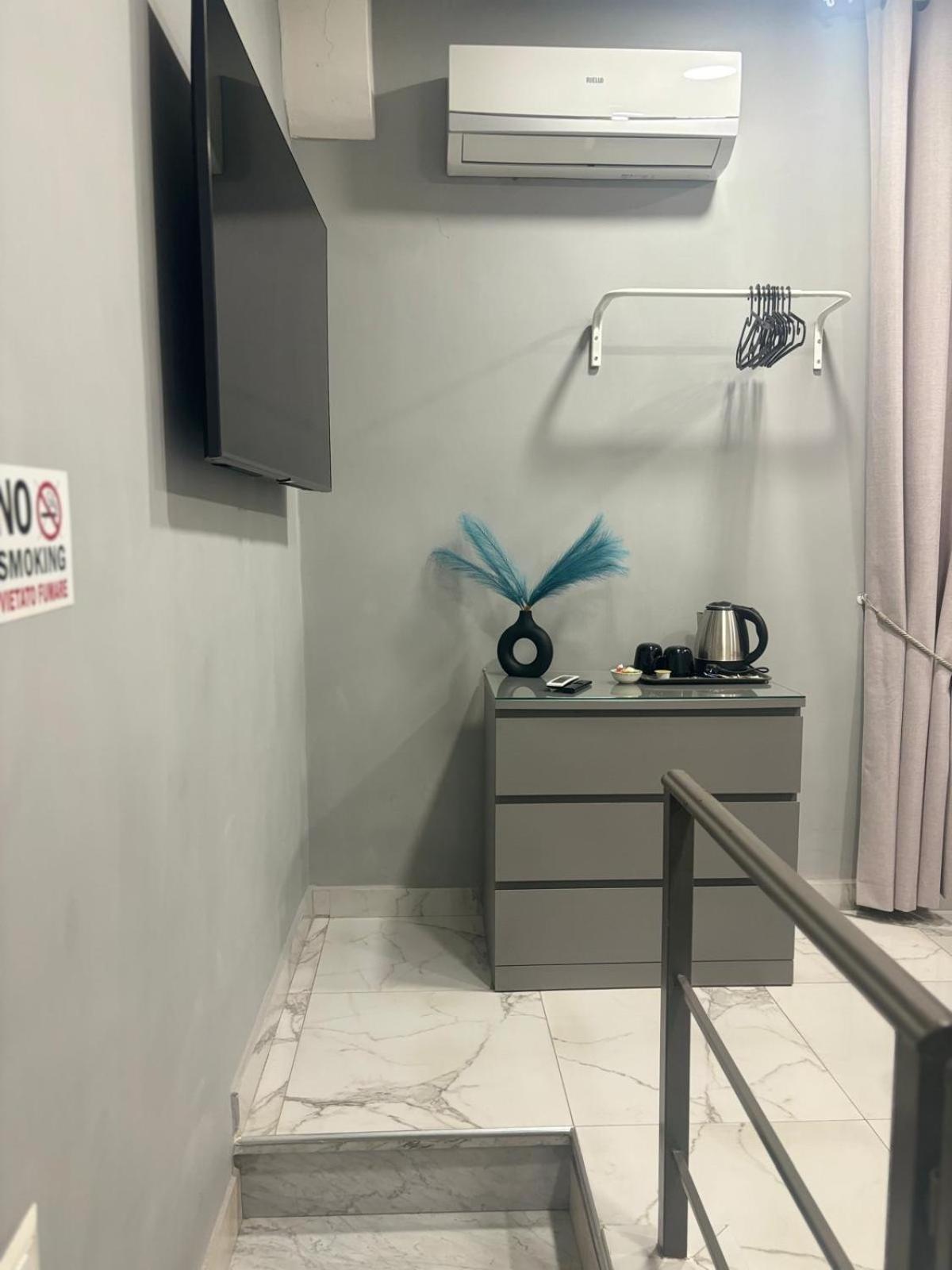 Stazione Guest house *