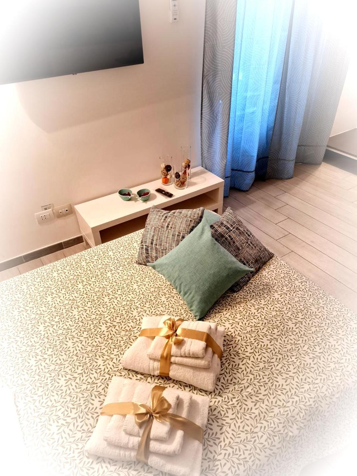 Akihome Portanova *