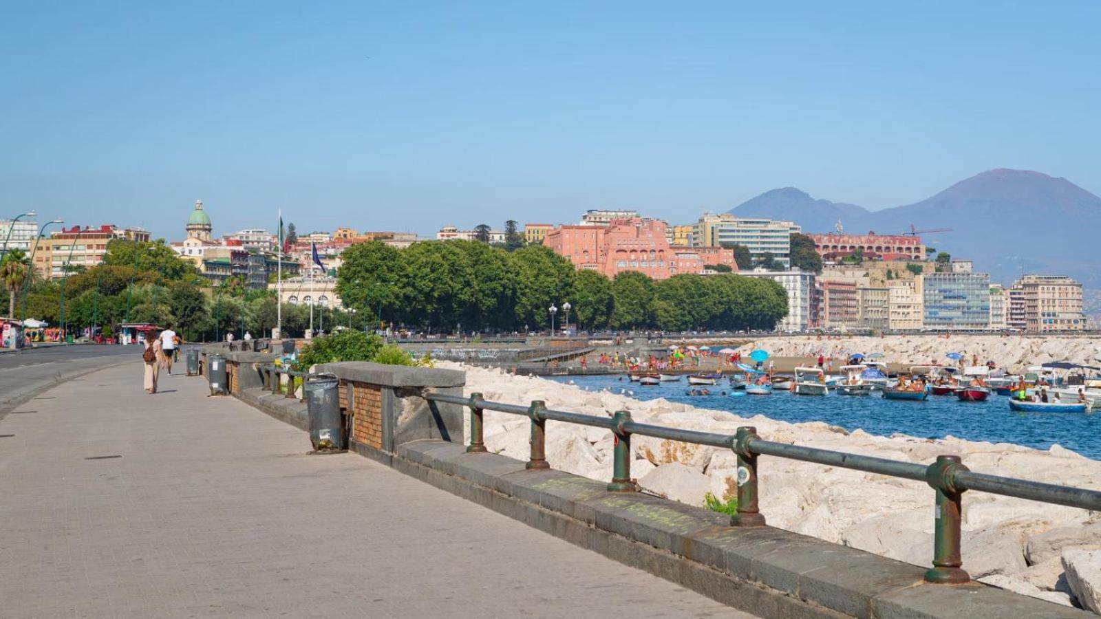 House Piazza Plebiscito By Loveinthetravel Naples