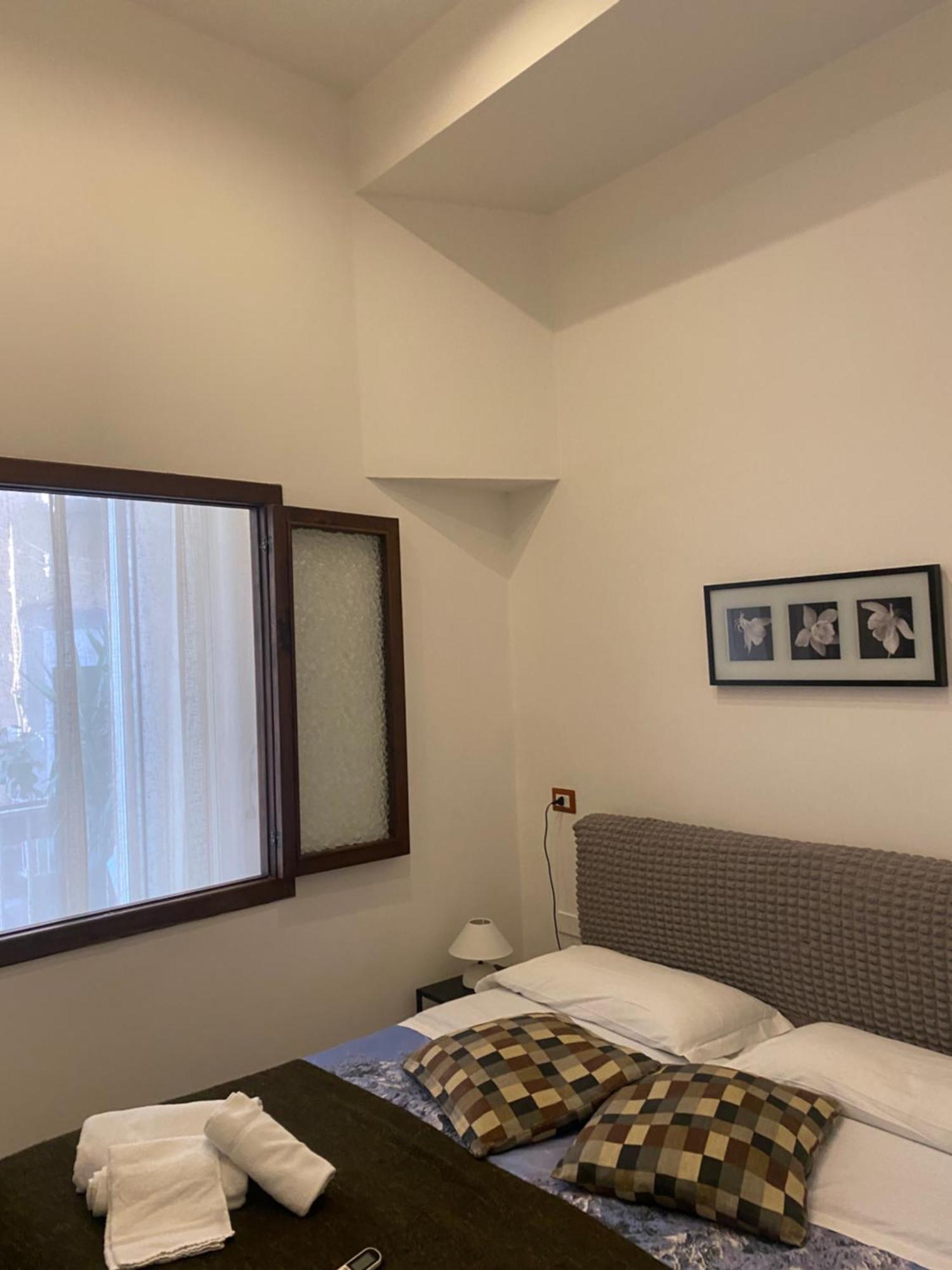 Plebiscito 3* Naples