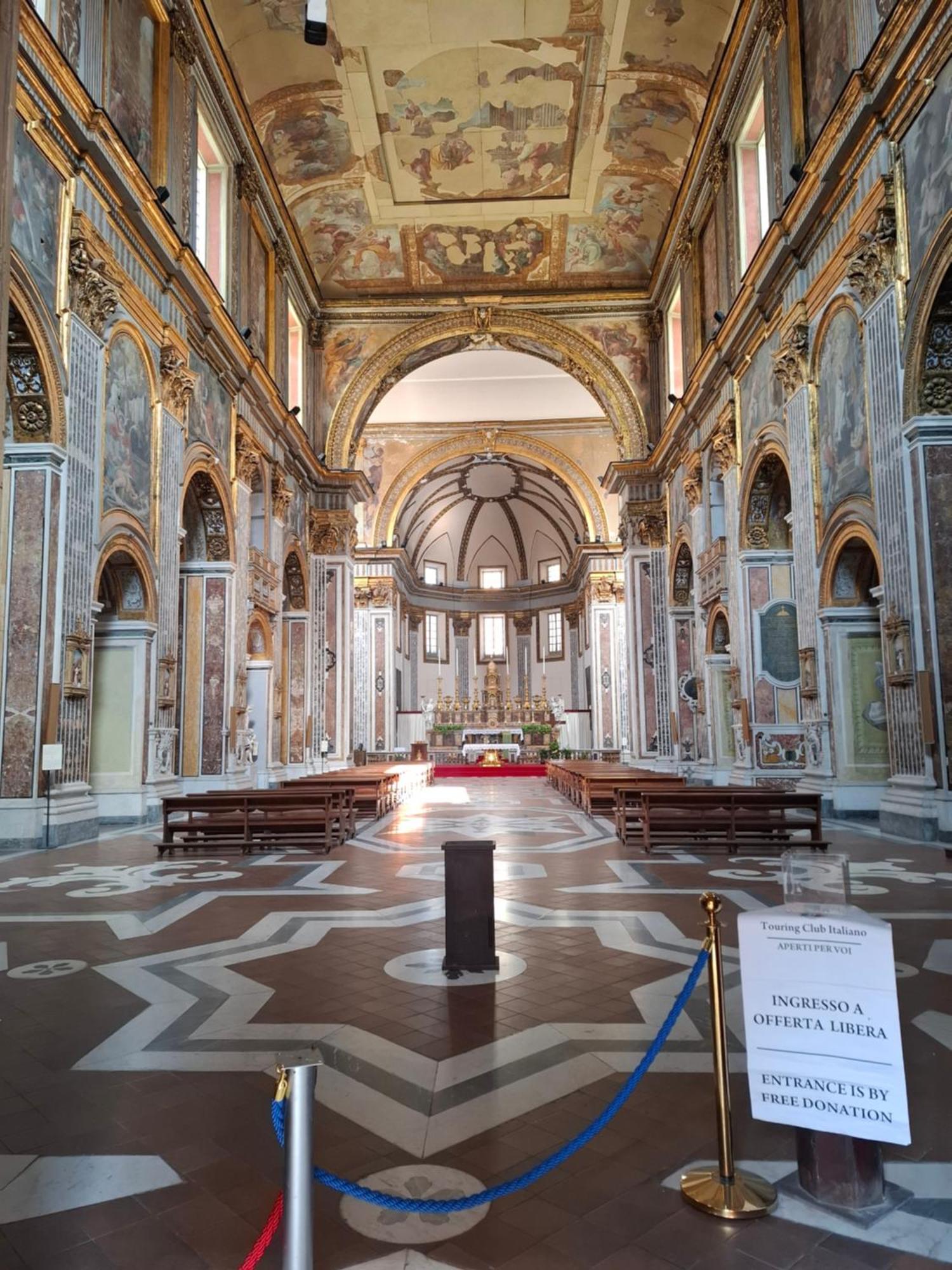 White 2 San Gregorio 14 Naples