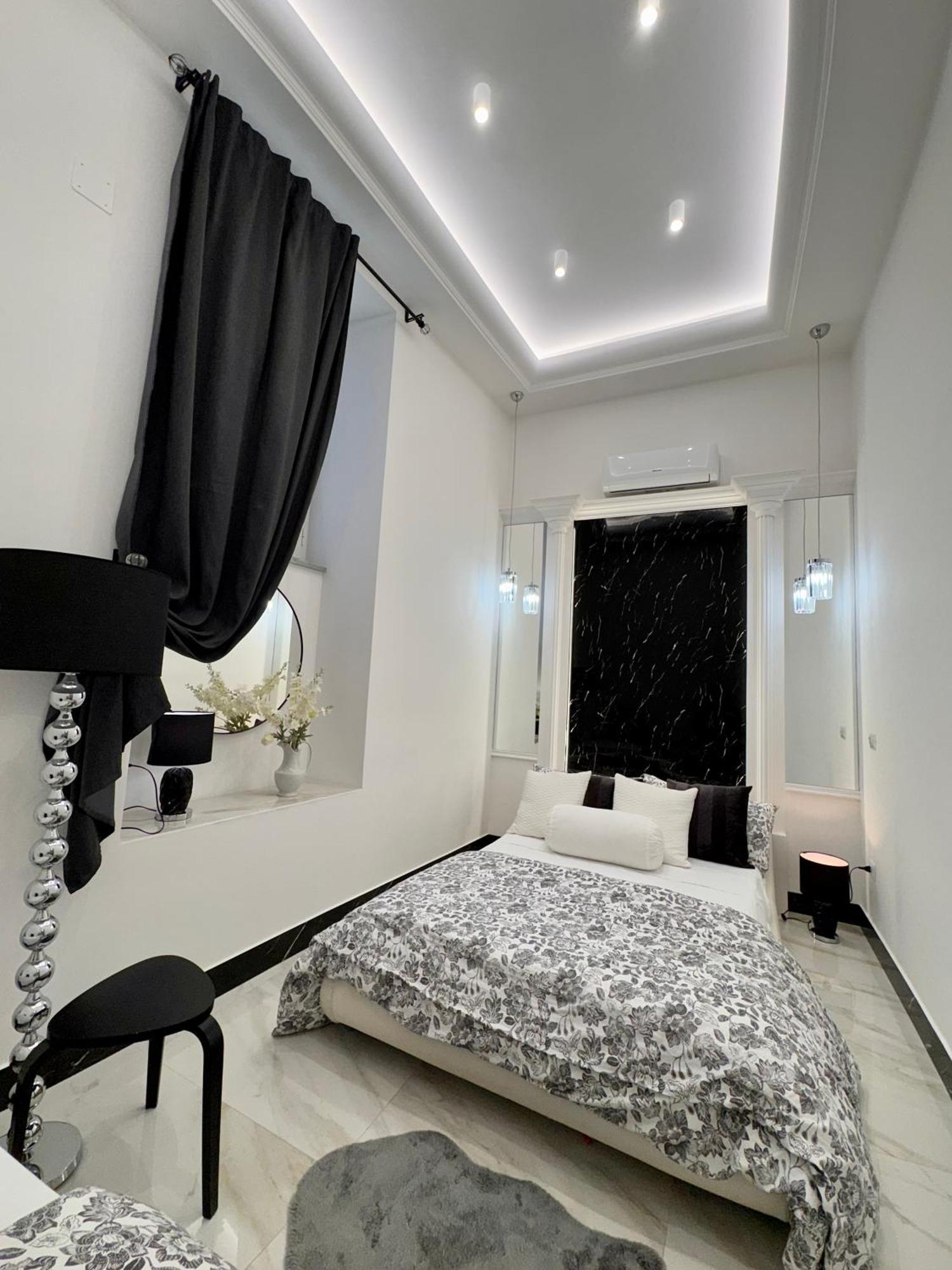 Ferdinando's Apartment *