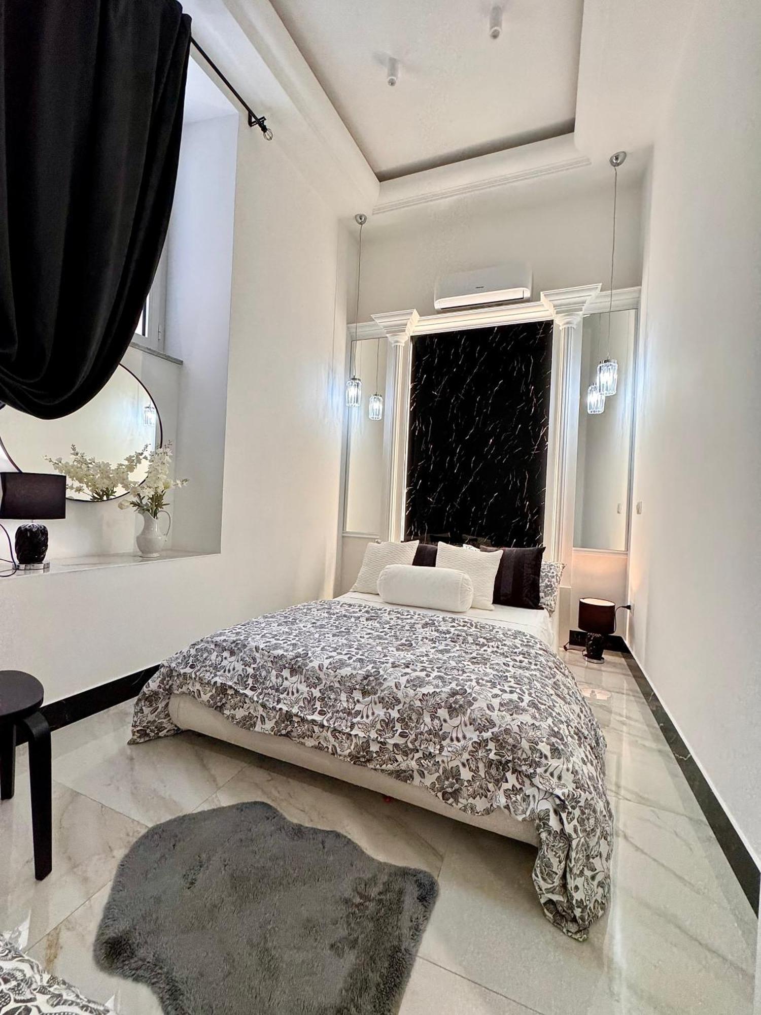 Ferdinando's Apartment *