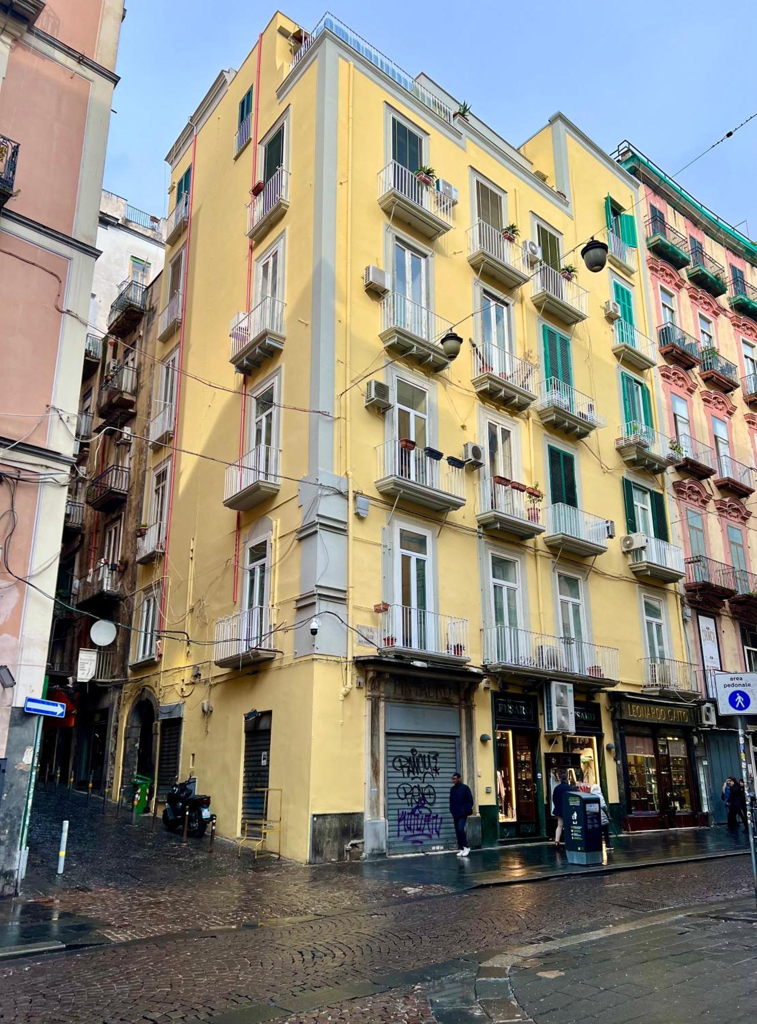 La Casa Blu A Toledo Di Alberto Naples