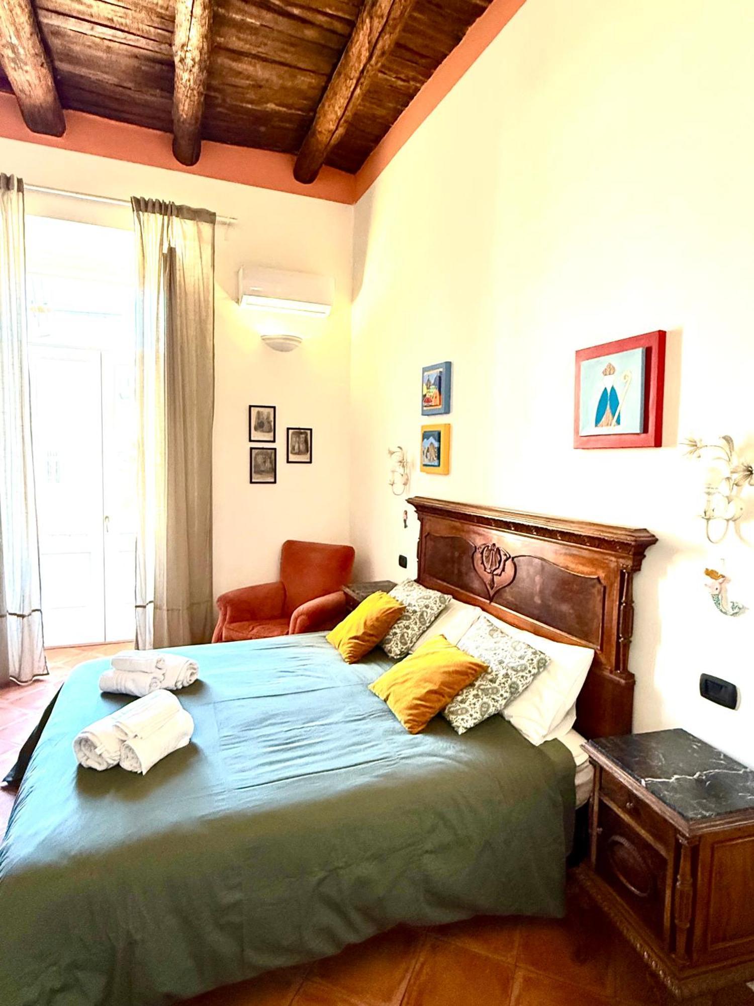 San Gregorio Luxury Apartment Naples