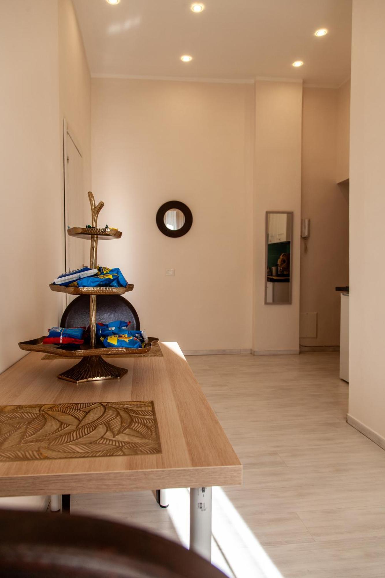 Airport Luxury Guest house *