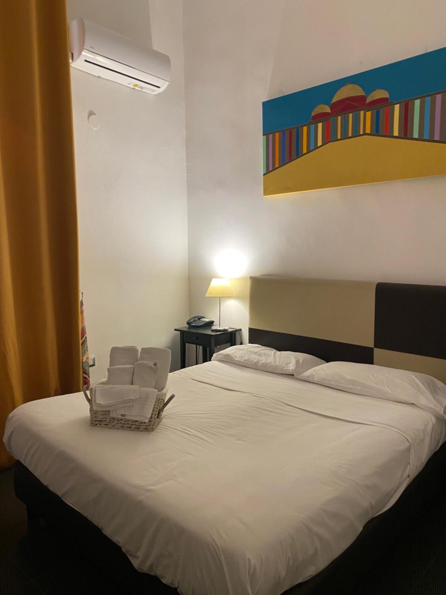 Plebiscito 3* Naples