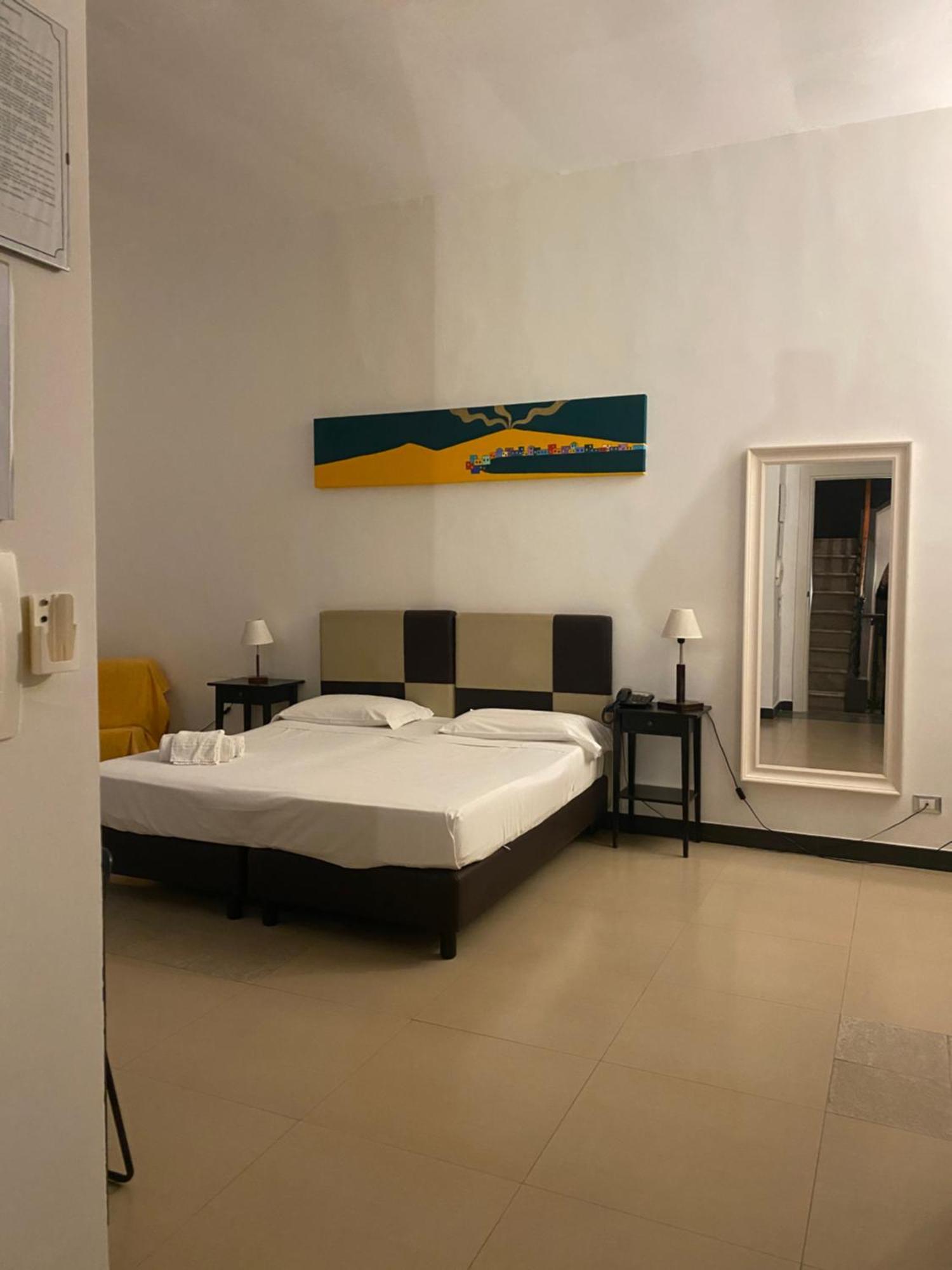 Plebiscito Hotel