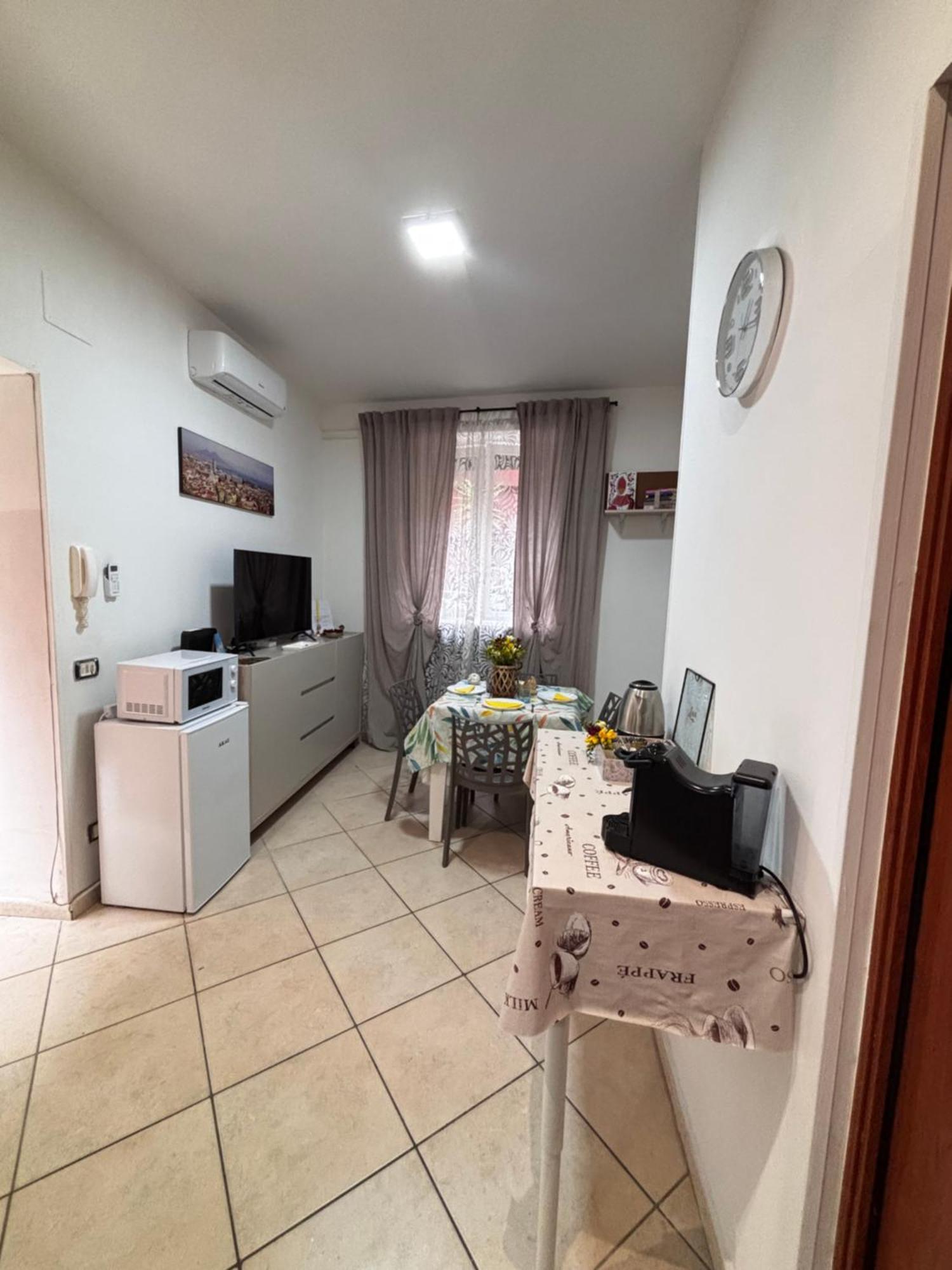 Holiday home Rosso Locazioni Brevi *