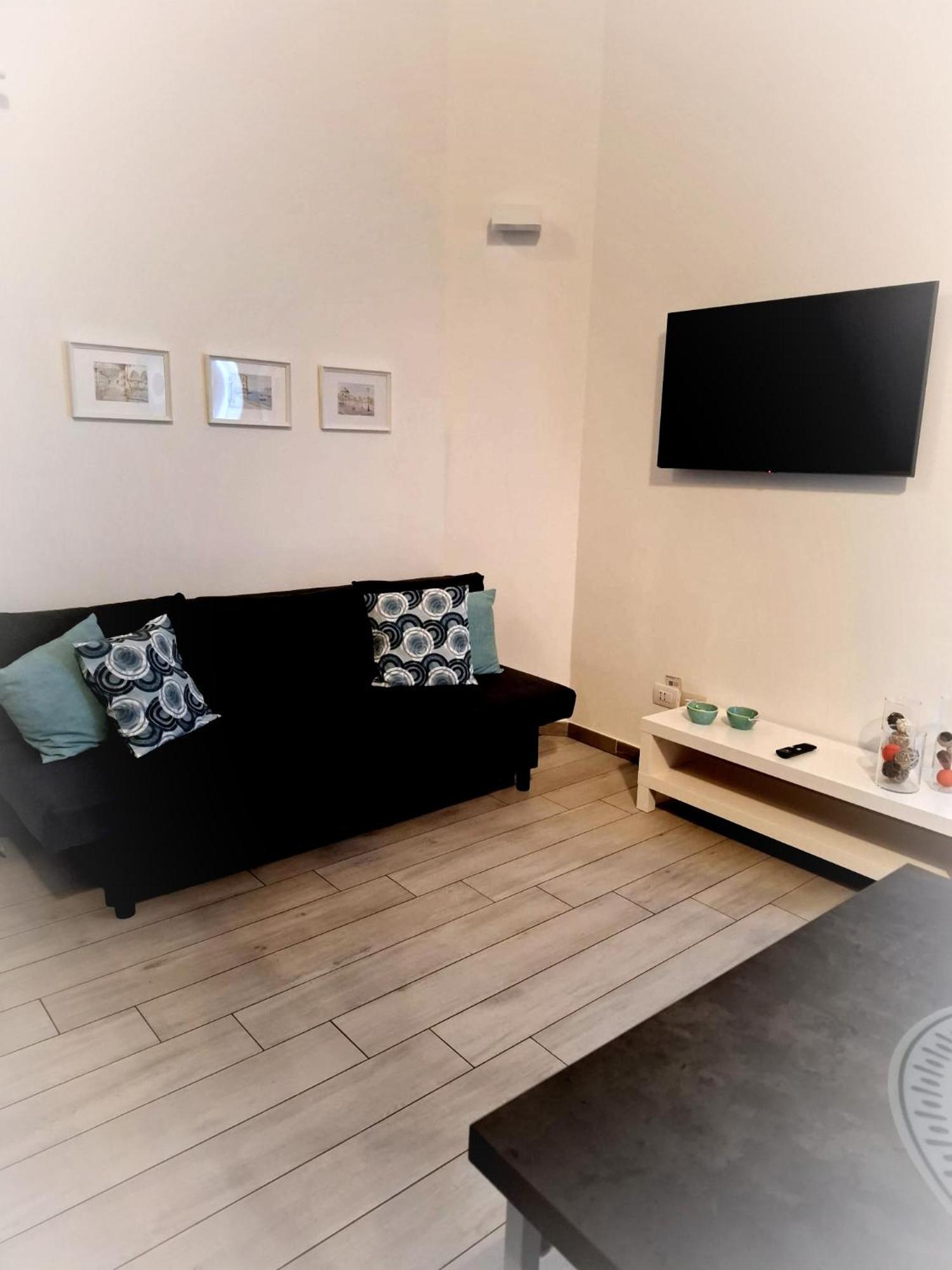 Akihome Portanova Apartment Naples