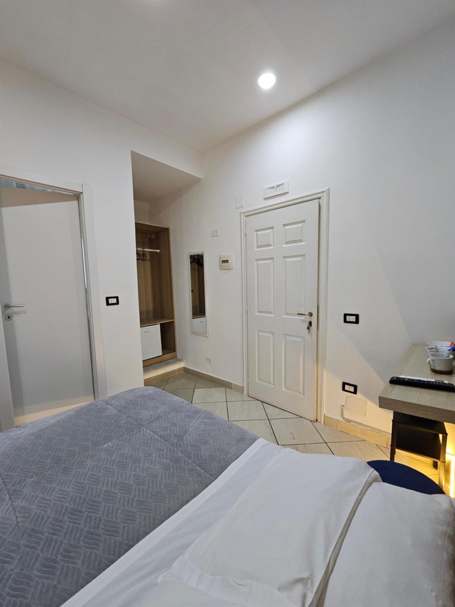 Room&jacuzzi Guest house Naples