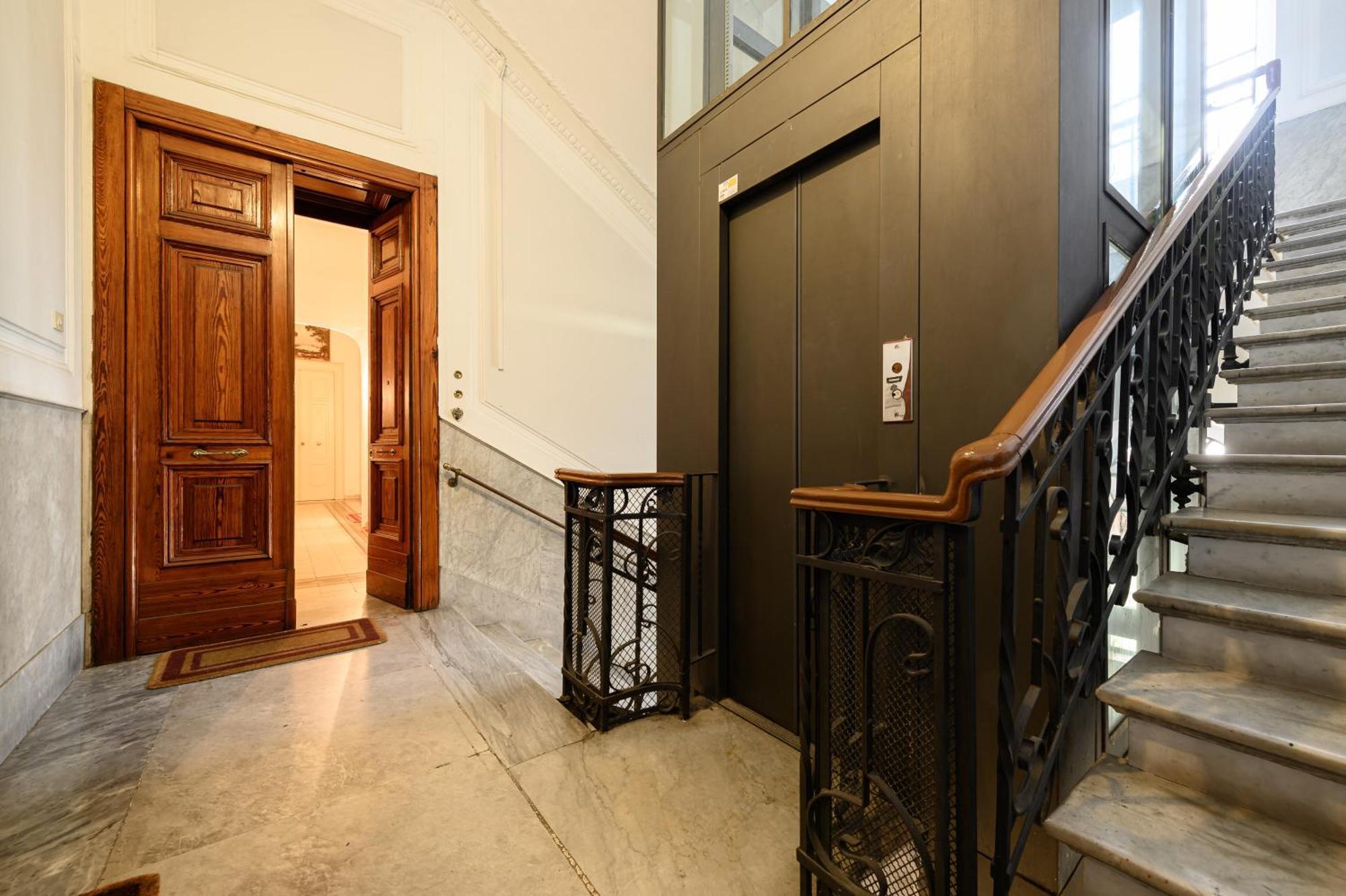 Apartment Via Tasso 69 *