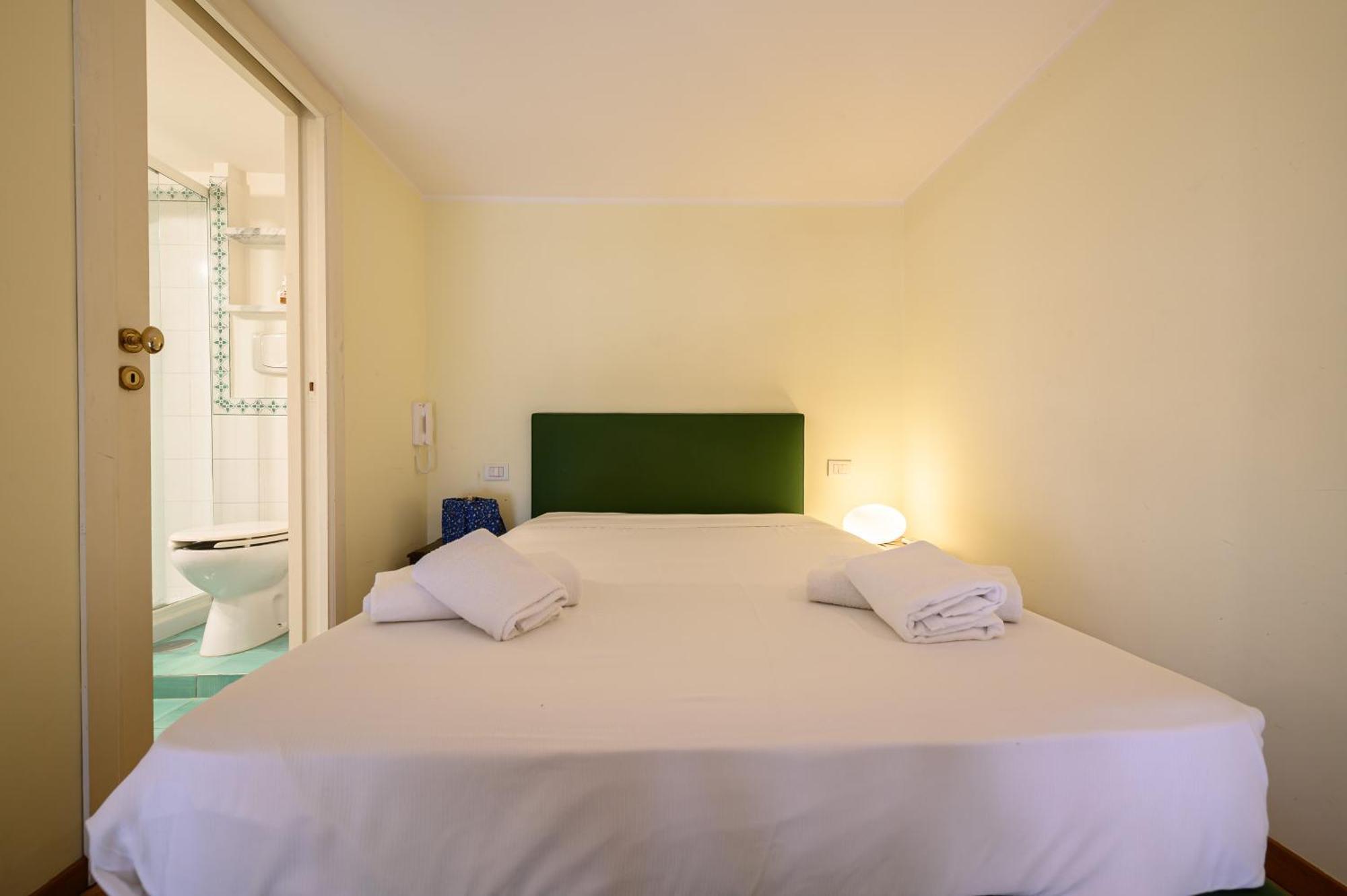 Apartment Via Tasso 69 *