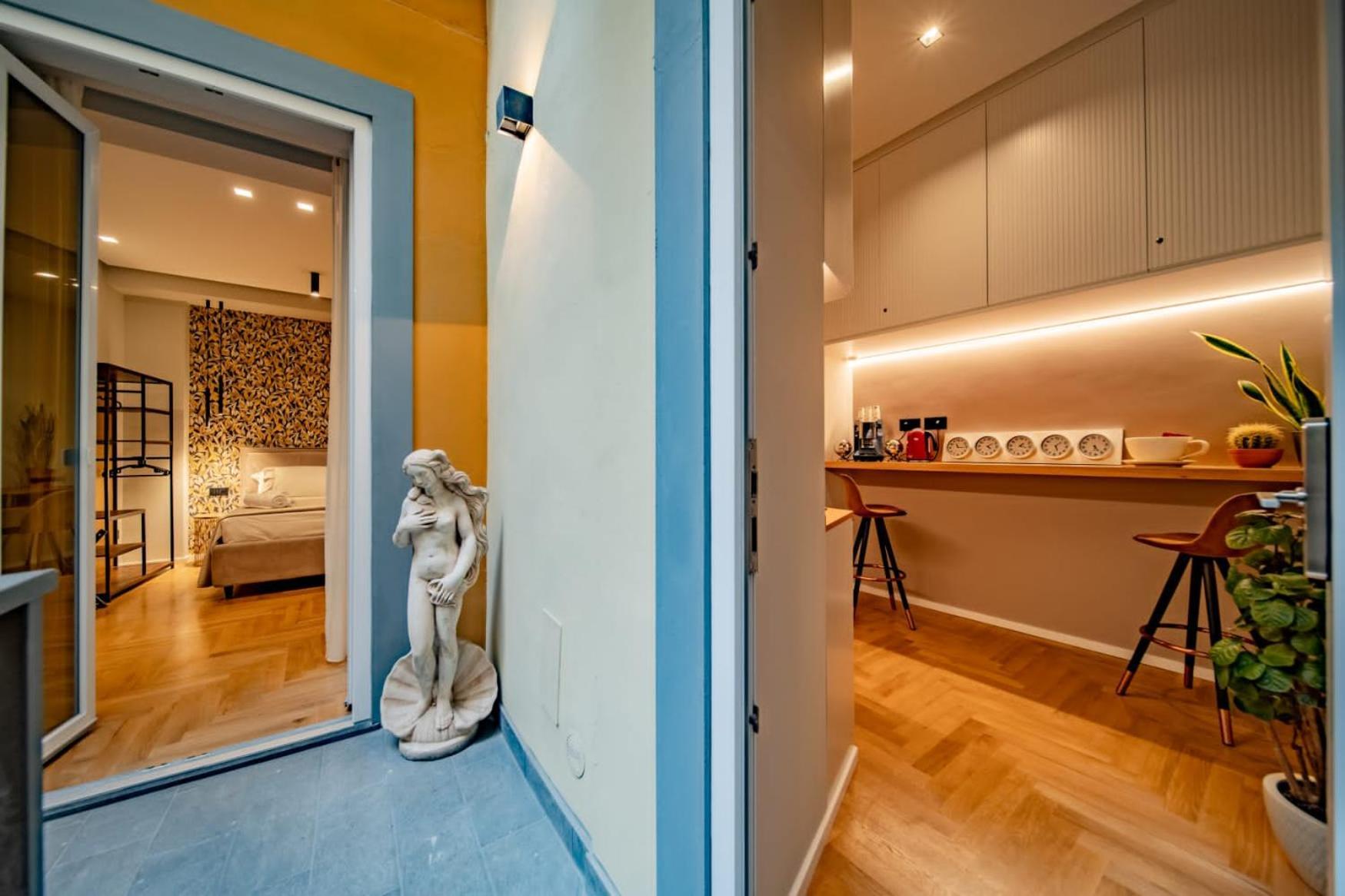 Hugo's Guest house Naples