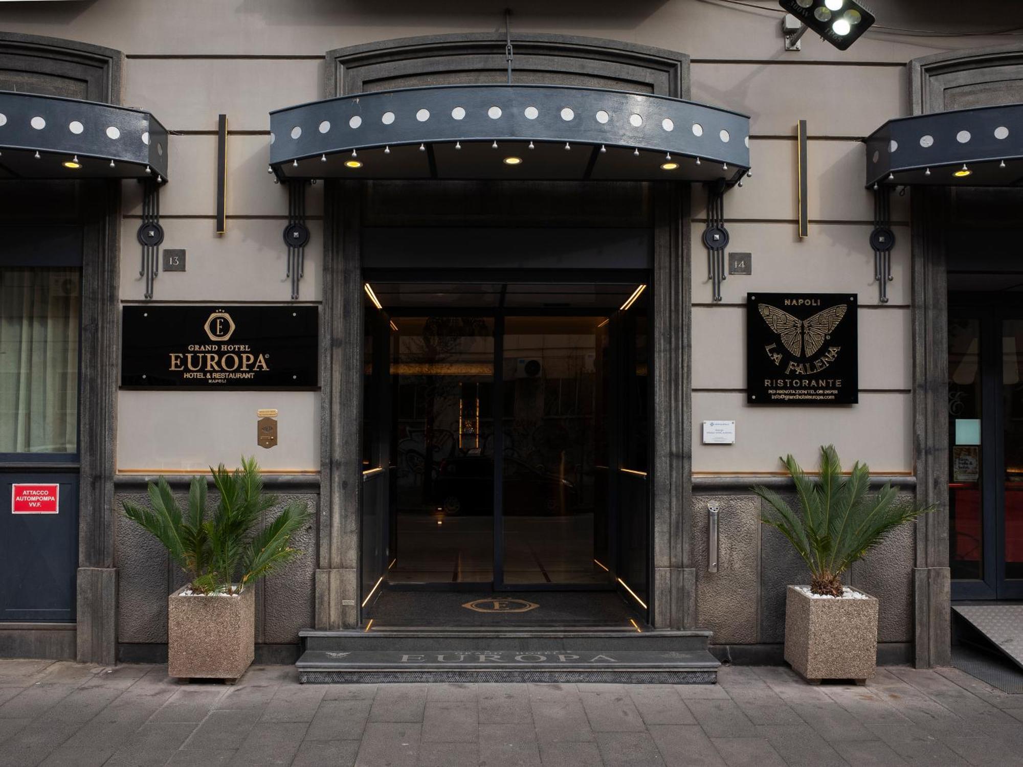 Grand Europa & Restaurant Naples