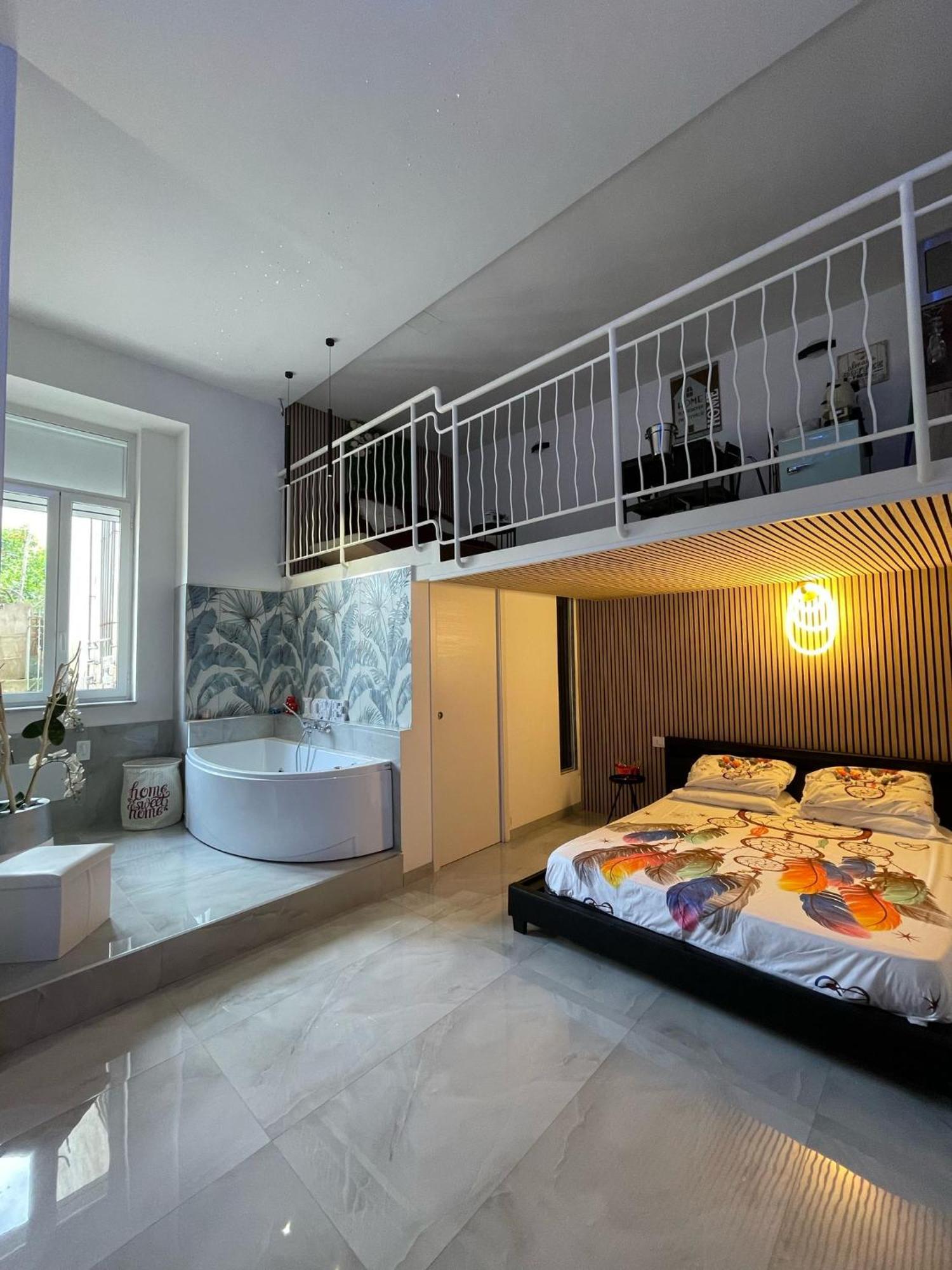 Apartment Charm E Chic Naples