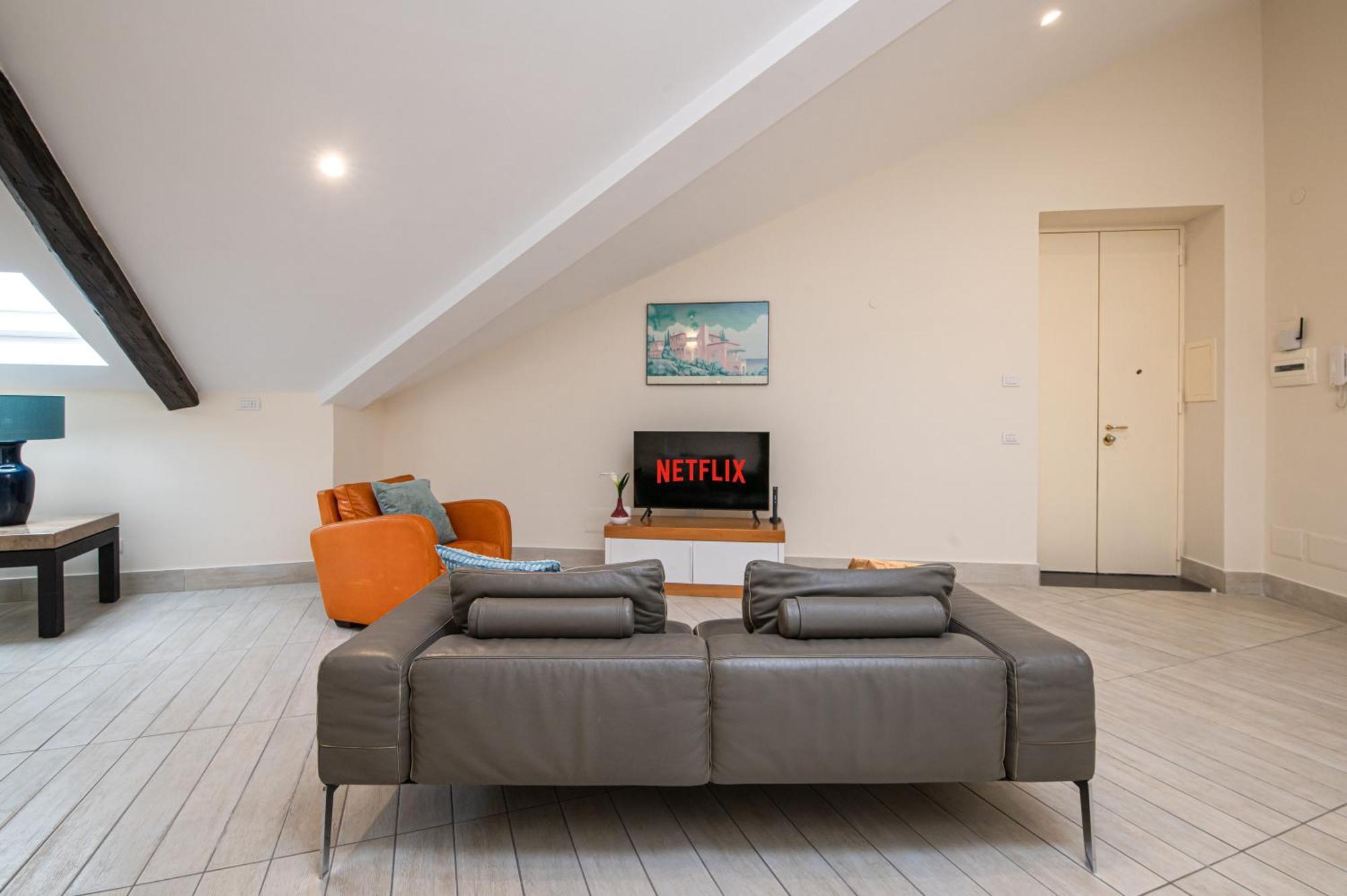 Les Maisons Apartment *