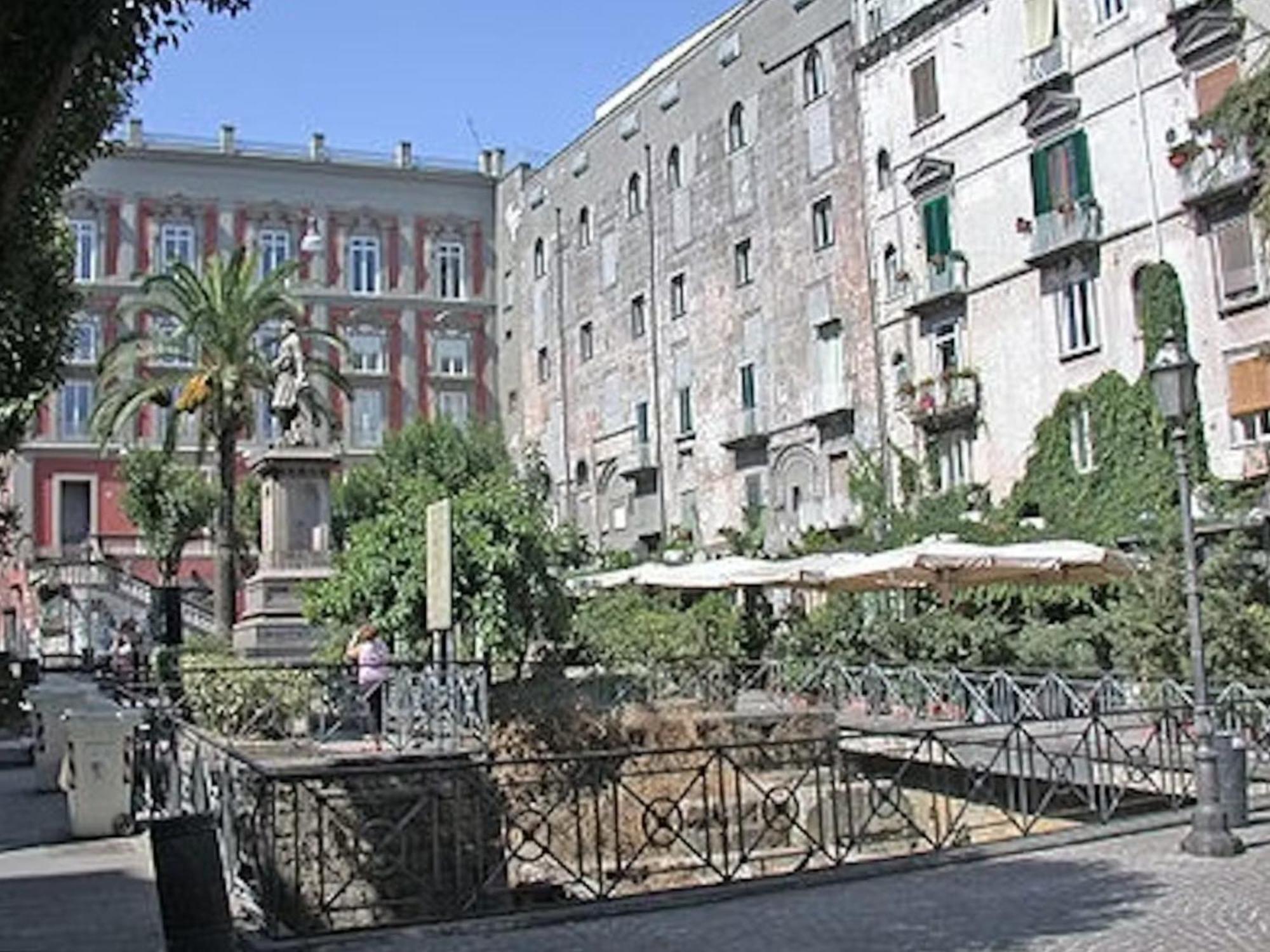 Centro Dante Apartment
