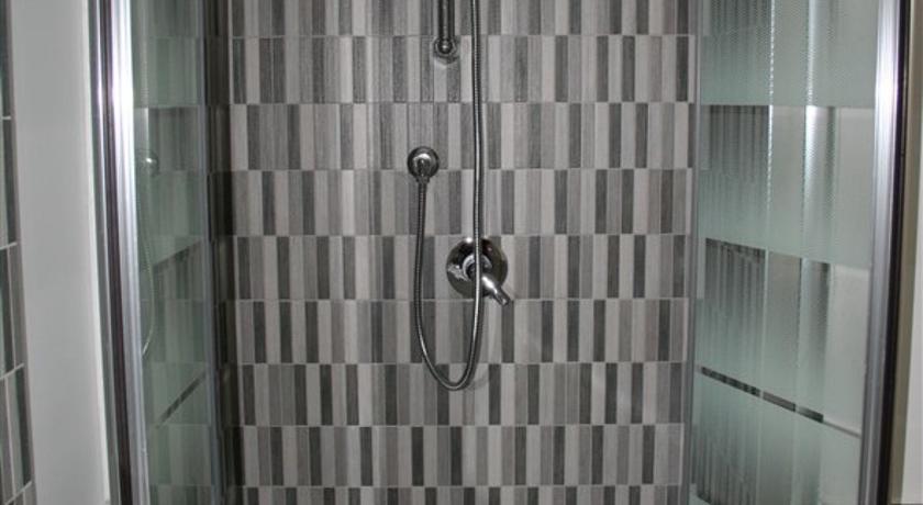 Sweethometoledo Apartment