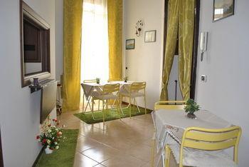 Bed & Breakfast A Castel Capuano Naples