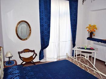 A Castel Capuano Bed & Breakfast 3*