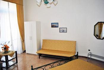 A Castel Capuano Naples