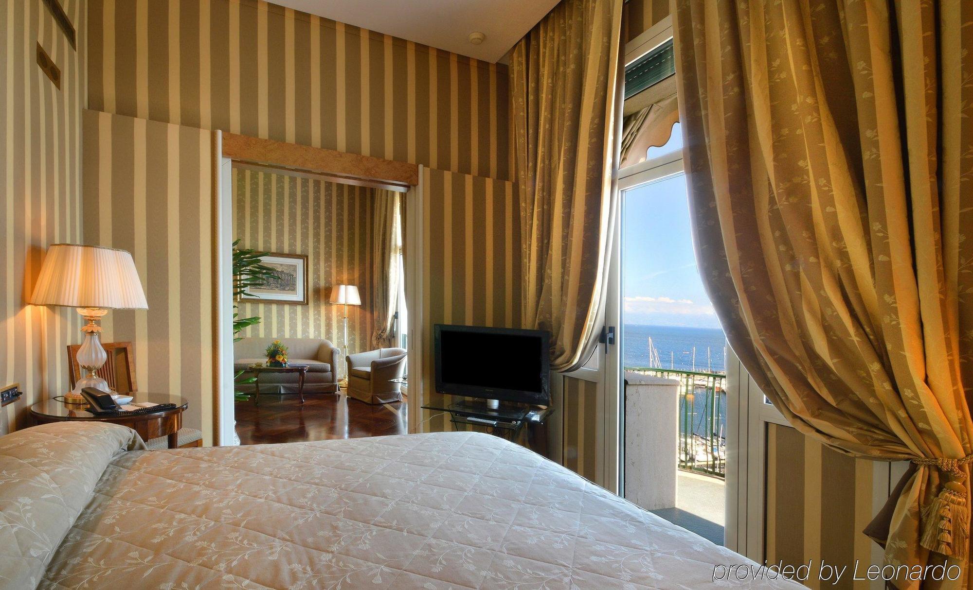 Grand Vesuvio Hotel Naples