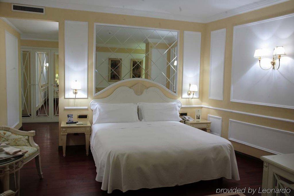 Palazzo Alabardieri Hotel Naples