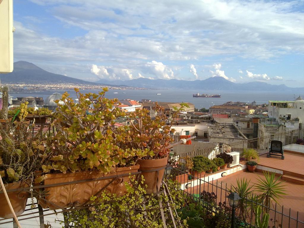 Cielo Mare E Terra Naples