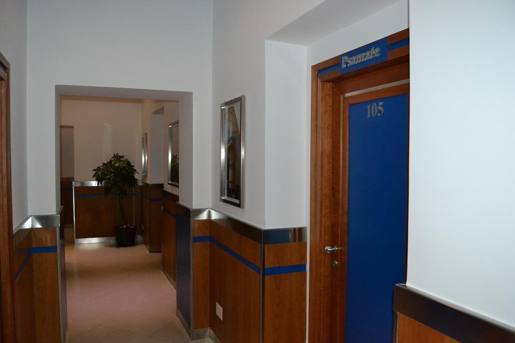 Transatlantico Hotel 2*