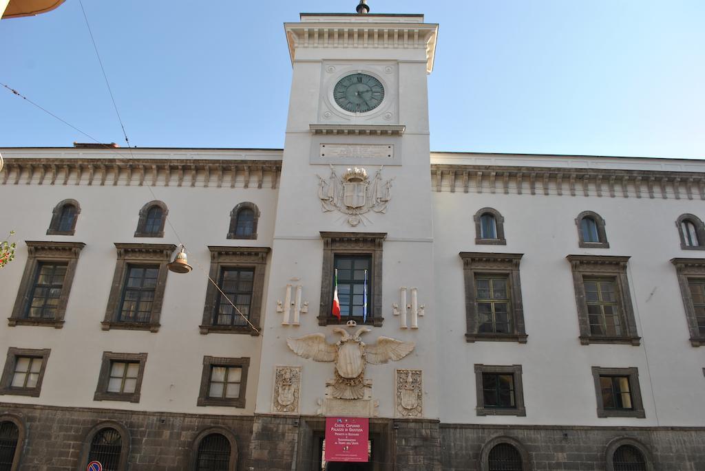 Bed & Breakfast A Castel Capuano