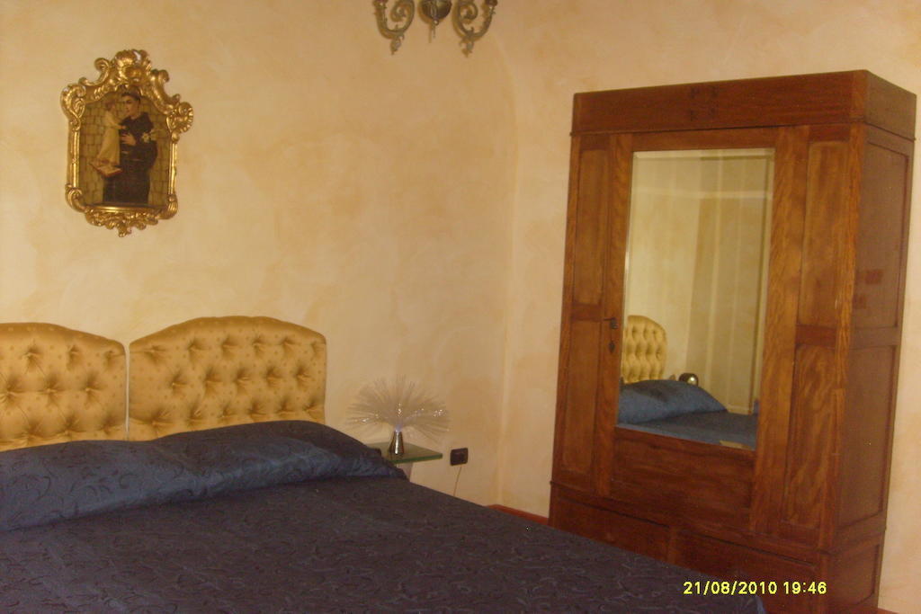 Bed & Breakfast Carolina Plebiscito R.