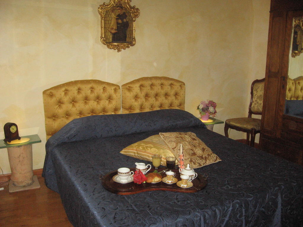 Bed & Breakfast Carolina Plebiscito R.