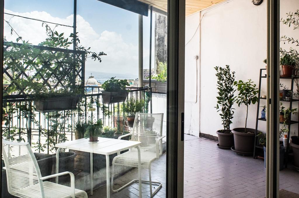 Taggarb Naples
