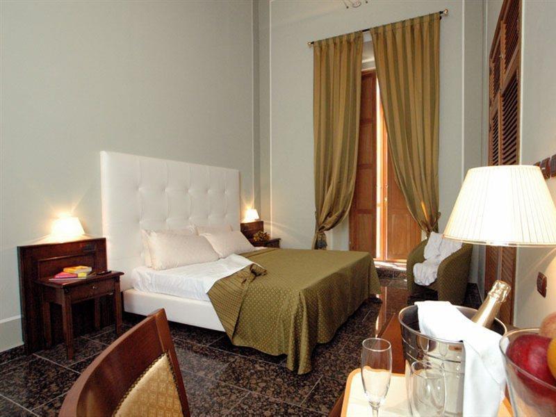 Le Stanze Del Vicere Boutique