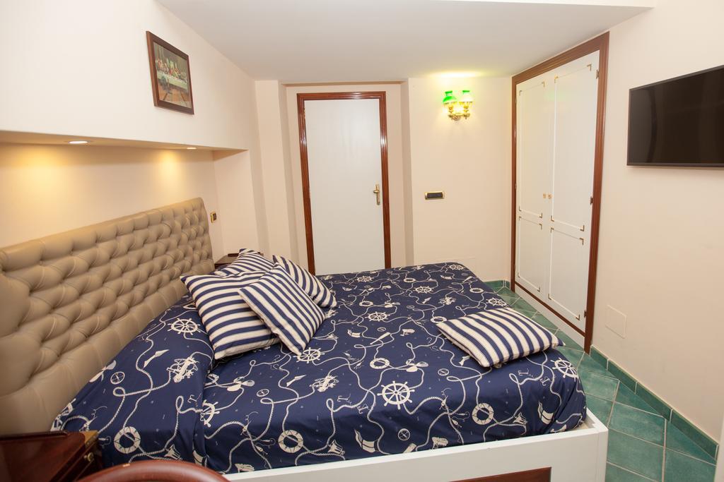 Ausonia Guest house *