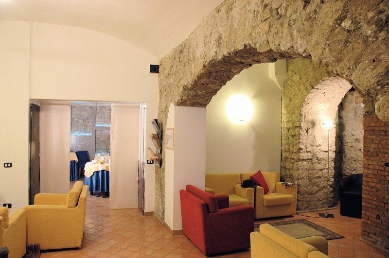 Caravaggio Hotel Naples