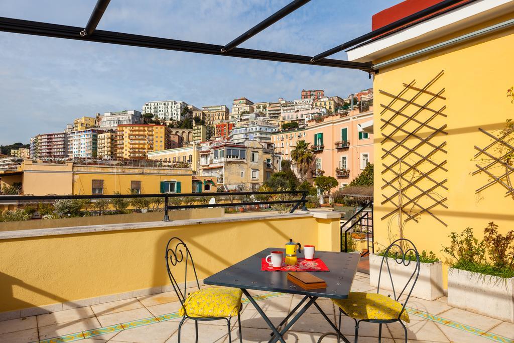 Apartment Bright Rooftop By Napoliapartments *
