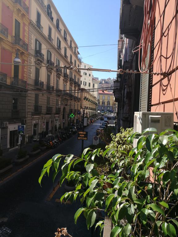 Bed Morelli 49 , Chiaia Naples