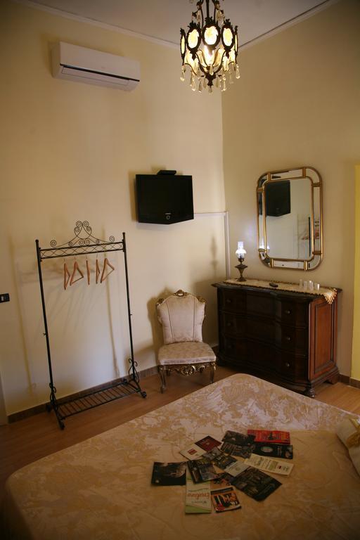Bed & Breakfast Retro Naples