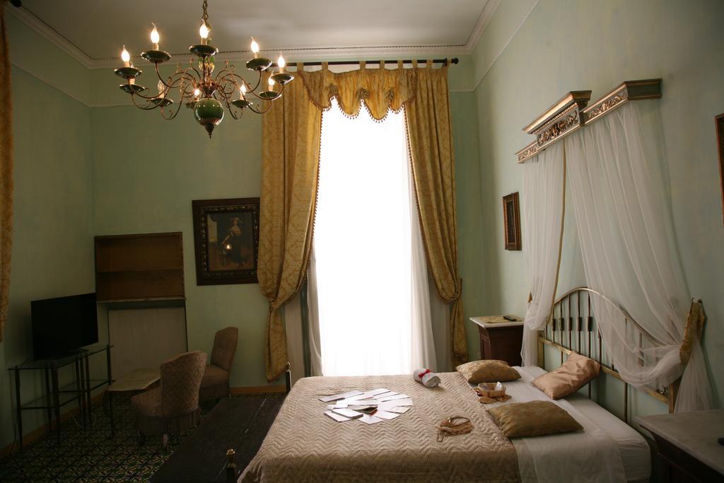 Bed & Breakfast Retro *