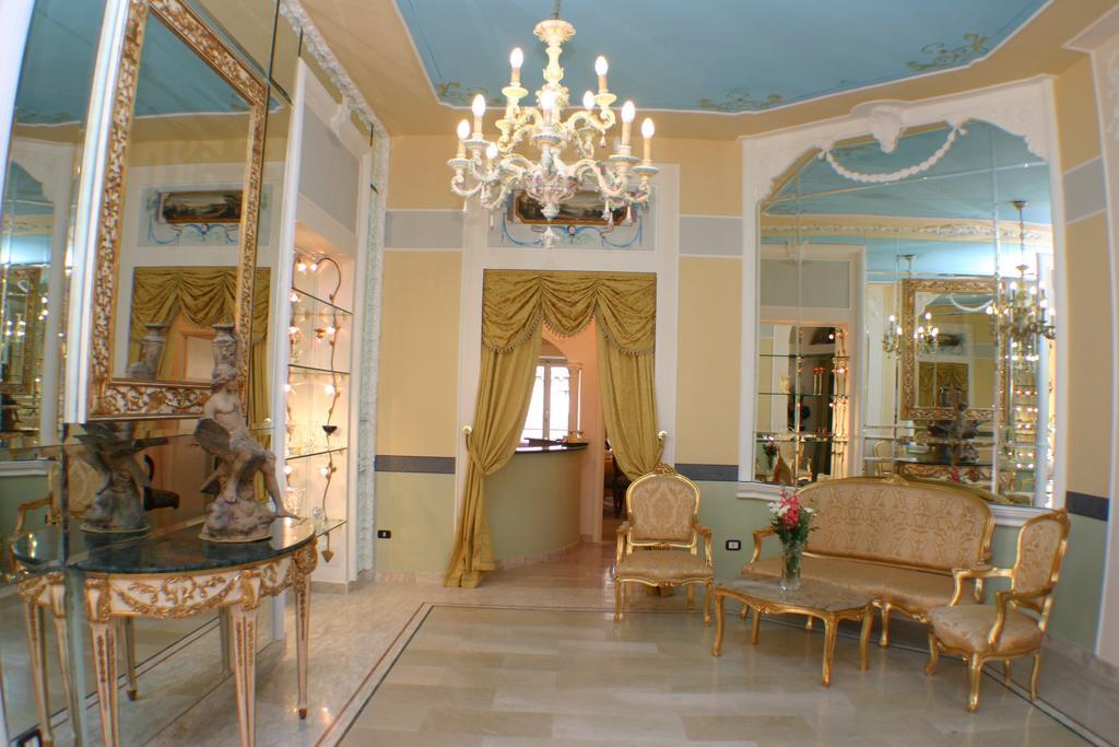 Art Galleria Umberto 4* Naples