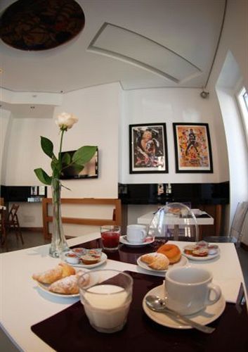 Rex Lifestyle Hotel 3*