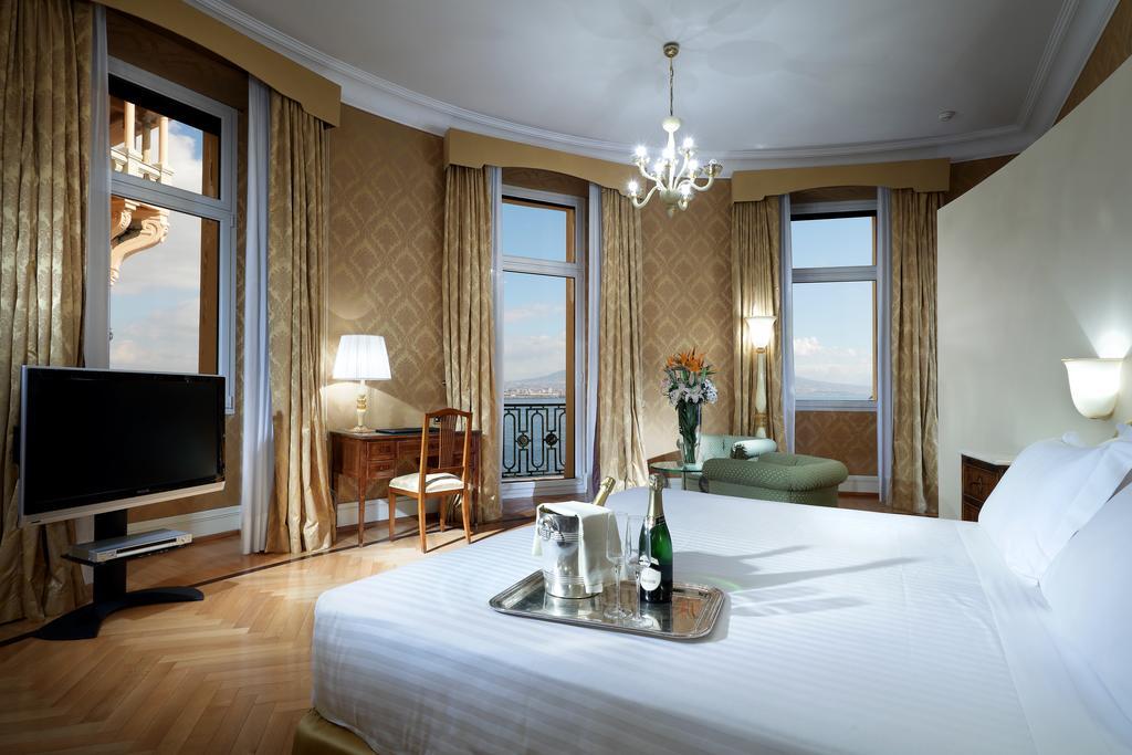 Hotel Eurostars Excelsior Naples