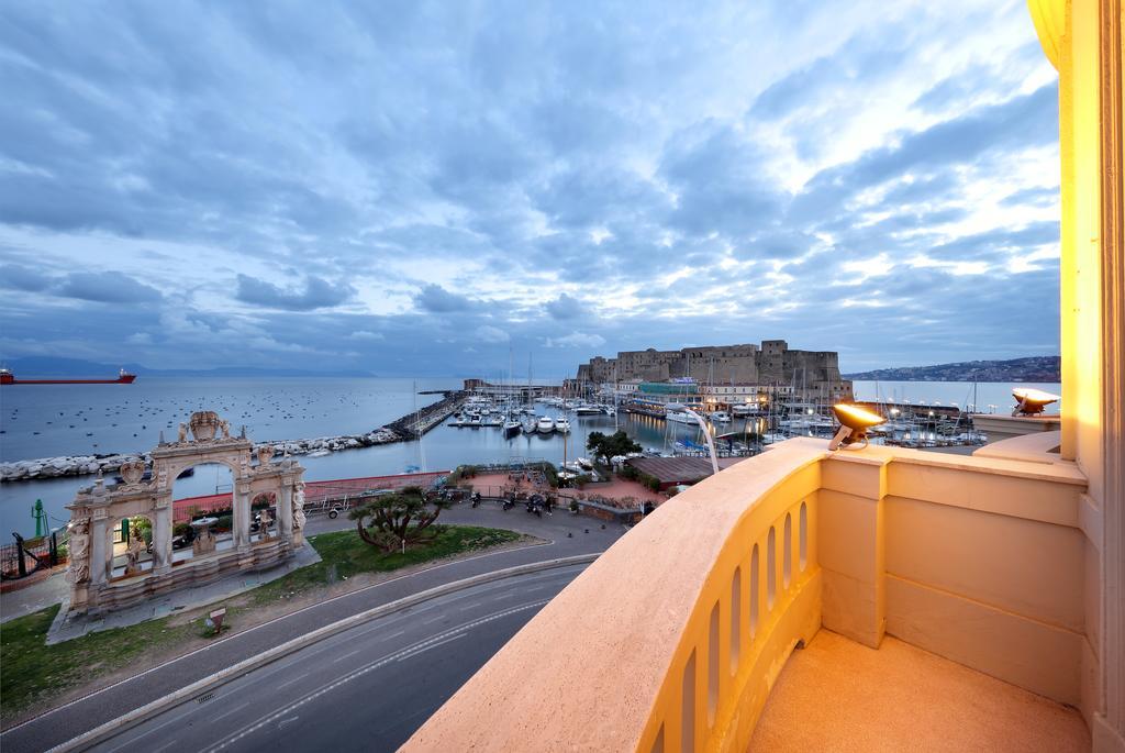 Eurostars Excelsior 4* Naples