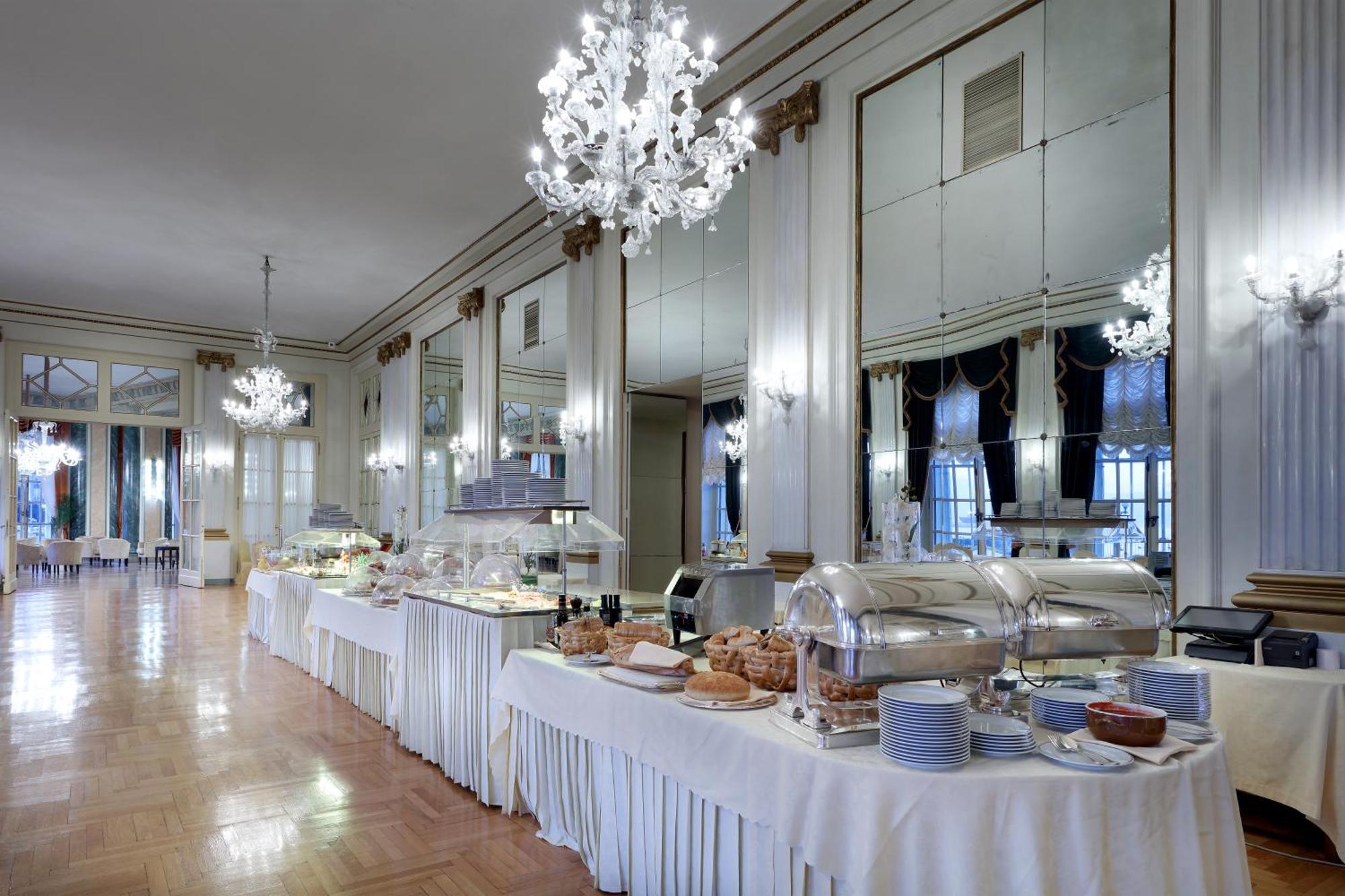 Hotel Eurostars Excelsior Naples