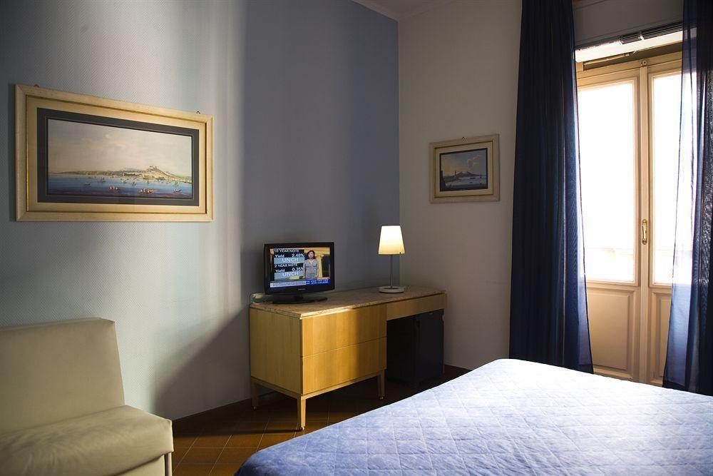 Rex Lifestyle 3* Naples