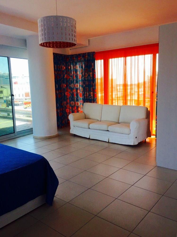 Marina Resart Rooms & Suite * Naples