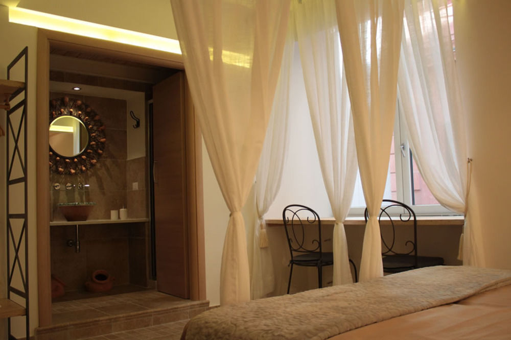 Casa Latina Bed & Breakfast 3*