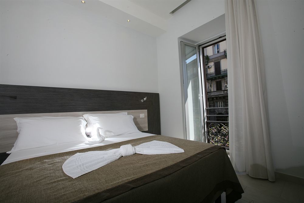 Bed & Breakfast Napoli Suite 3*